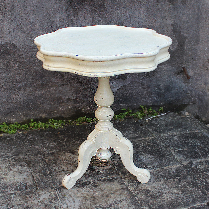 Cream Rococo Side Table 